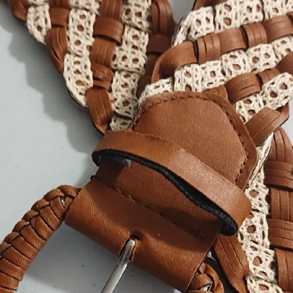 Elegant Woven Carmel Brown and Cream Crochet Woven Wide Belt - Picture 8 of 11